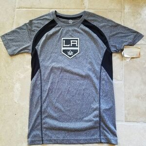 LA Kings T-Shirts Lot Of 2 NEW--Men's Small 1 w/Tags 1 w/o